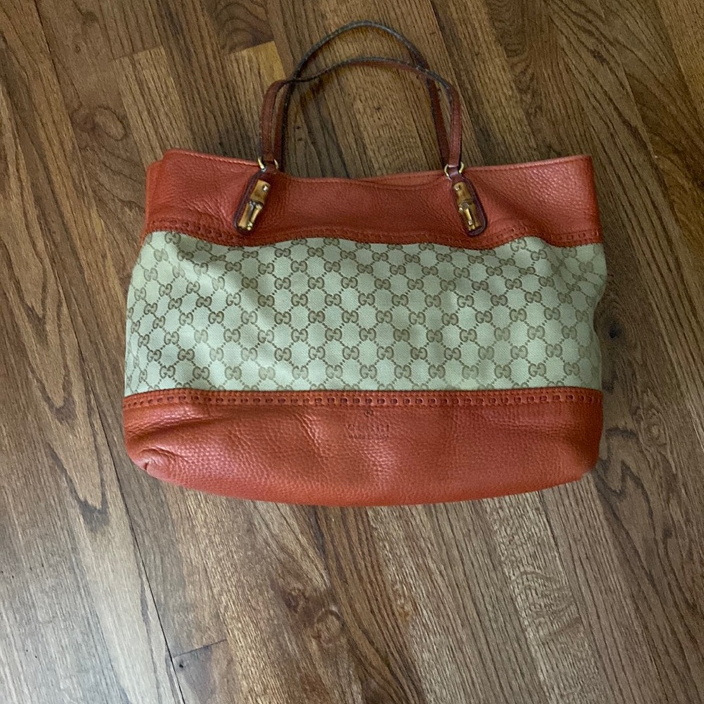 Gucci Monogram tote